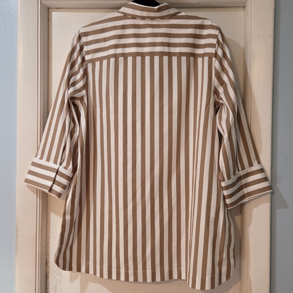 Women's Chico's Neutral Striped Tunic, Size 8. NWT - Picture 12 of 16